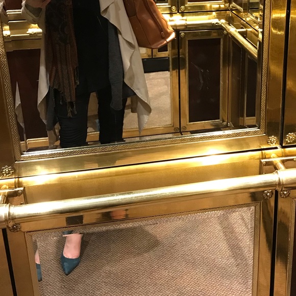 Me, Myself, & My Closet π - Picture 2 of 4